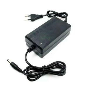 Fonte Carregador Fita Led e Notebook 12V 5A 50/60Hz21 Hitec 5A Pino P4 2.5mm x 5,5 Cabo Adaptador